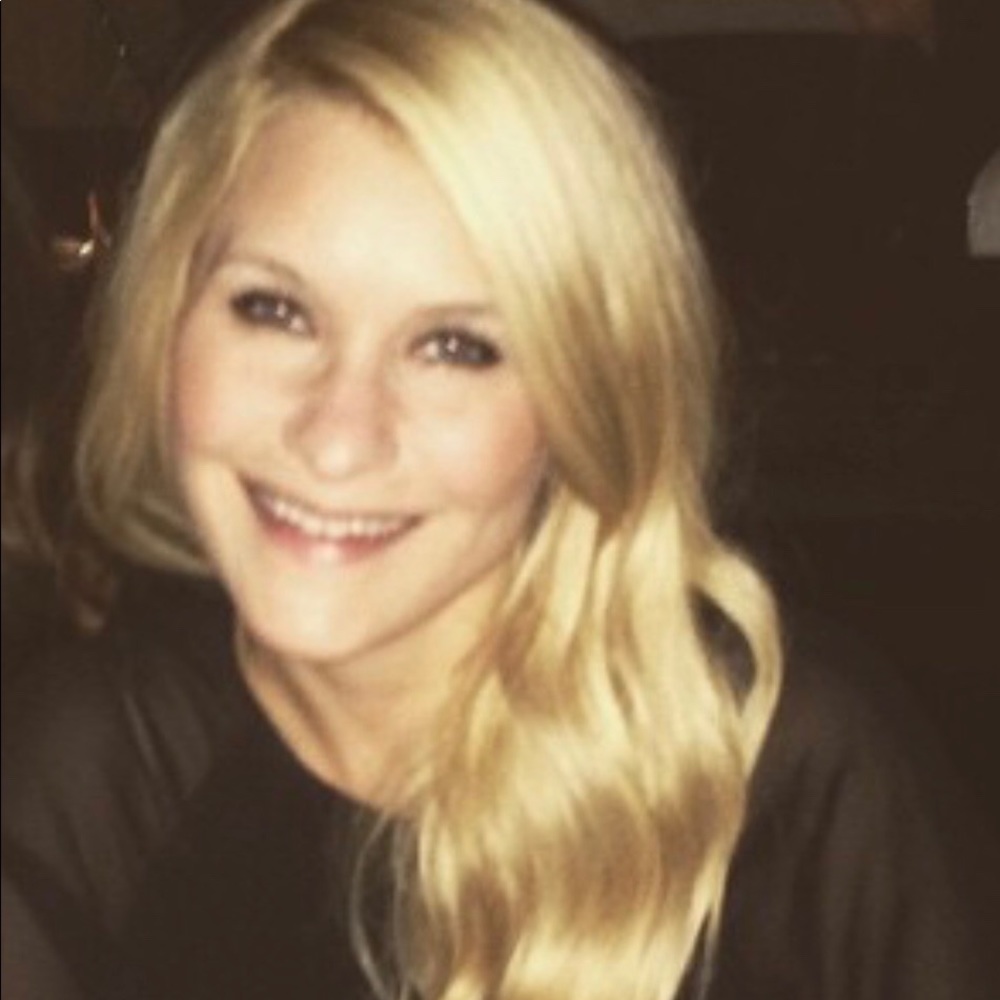 Meet your Posher, Ashley